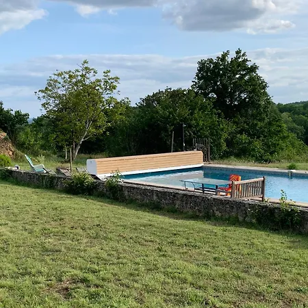 à La Ruelle Pierre Et Mamie !